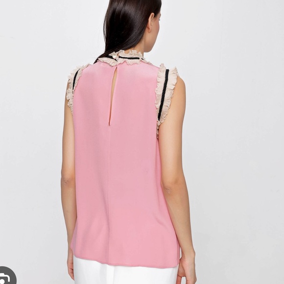 100% Authentic - New Silk Gucci Blouse with Perl Gucci Button - Picture 2 of 10